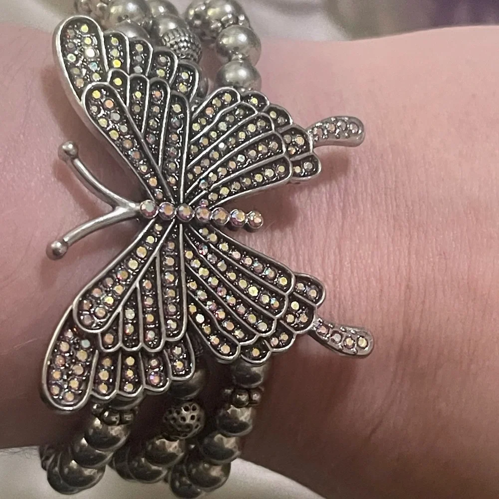 Iridescent butterfly 🦋 silver elastic stretch bracelet - Picture 9 of 10
